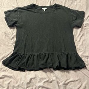 Time and tru ruffle bottom top